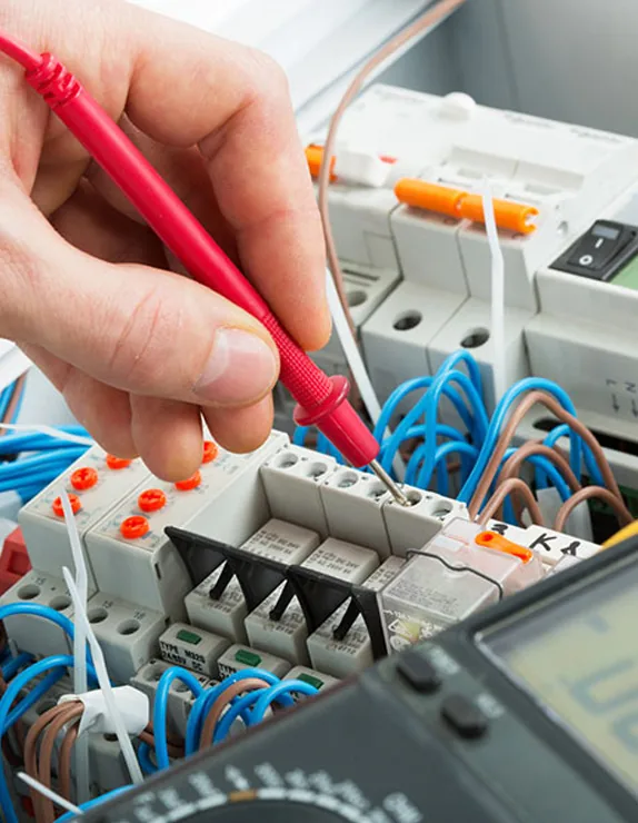 Praktyczne pomiary elektryczne wykonywane miernikiem
